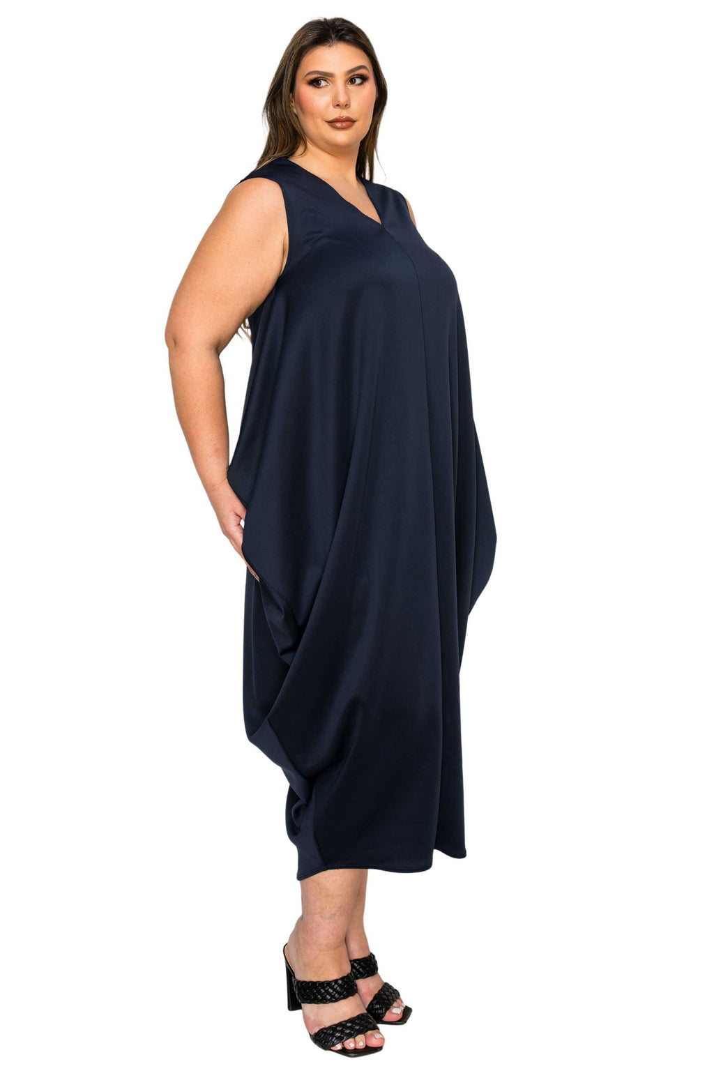 Clover Sleeveless Bubble Hem Dress